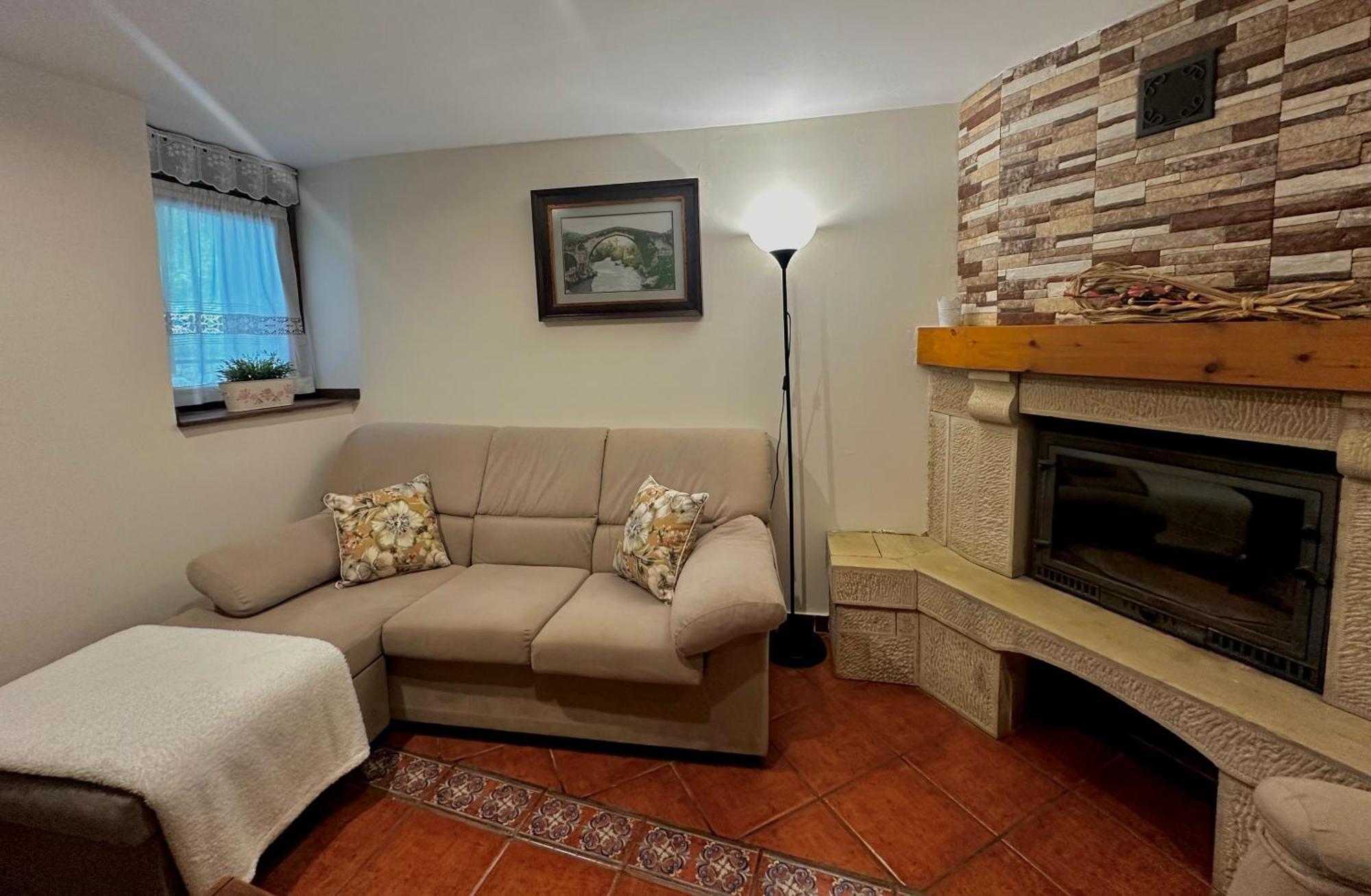 San Juan de Parres Casa Rural Nasares מראה חיצוני תמונה